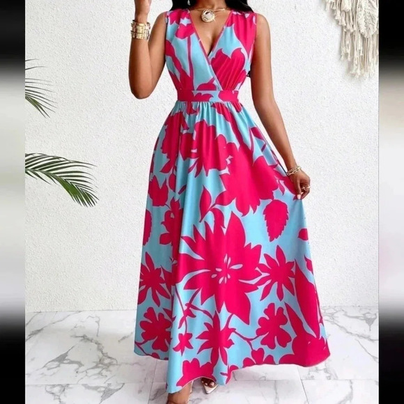 Tropical PrintDeep V Neckline Cinched Waist FitAnd Flare Dress - Picture 1 of 5